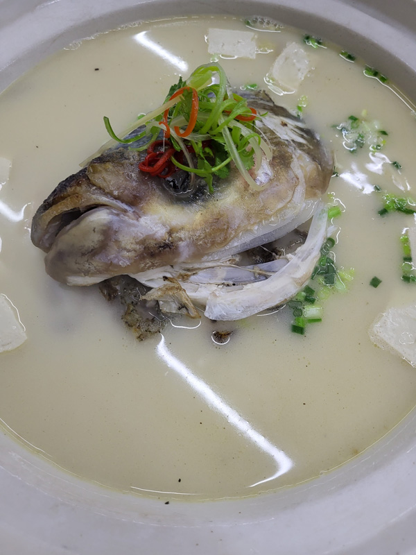梅山水库鱼头炖豆腐锅(清汤)
